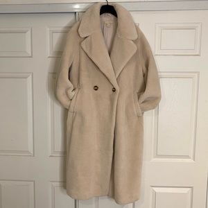 Oversized Faux Fur Coat size H&M 4